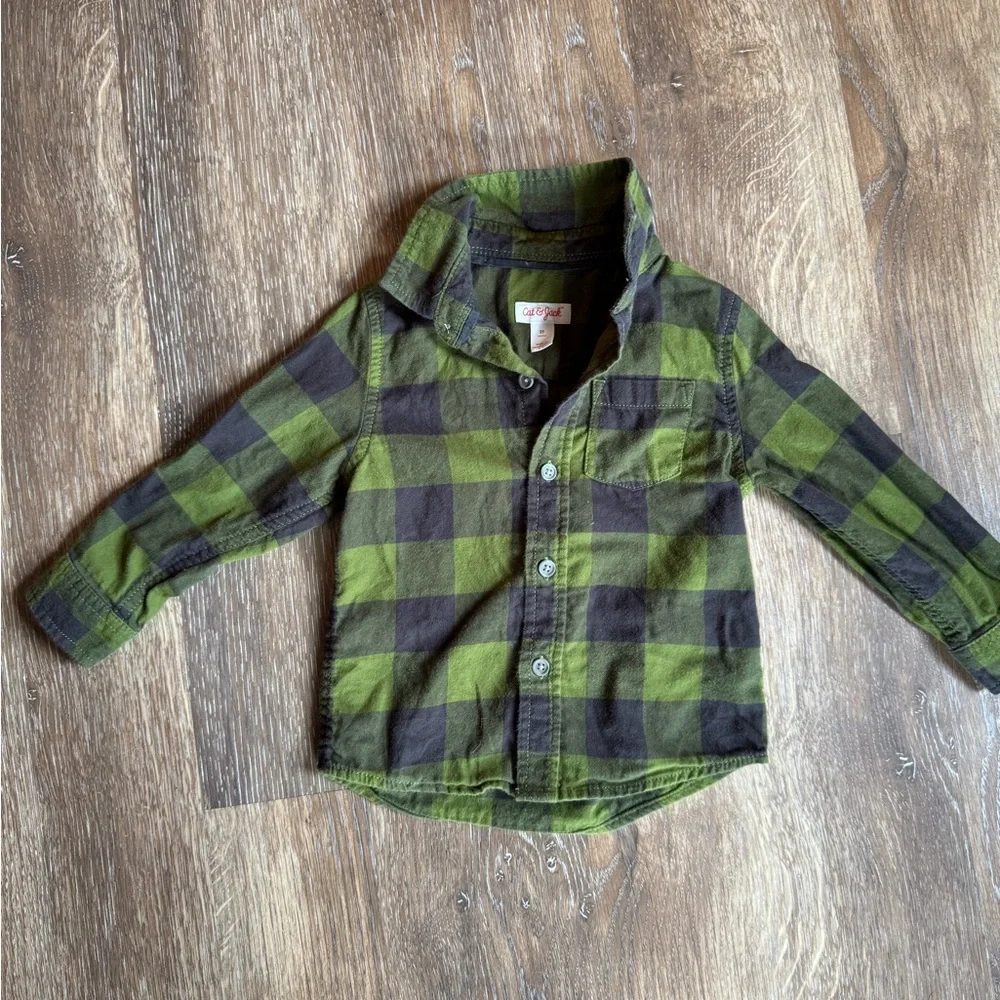 ADORABLE Cat & Jack Dino Sweater and plaid shirt set! 2T in EXCELLENT condition!